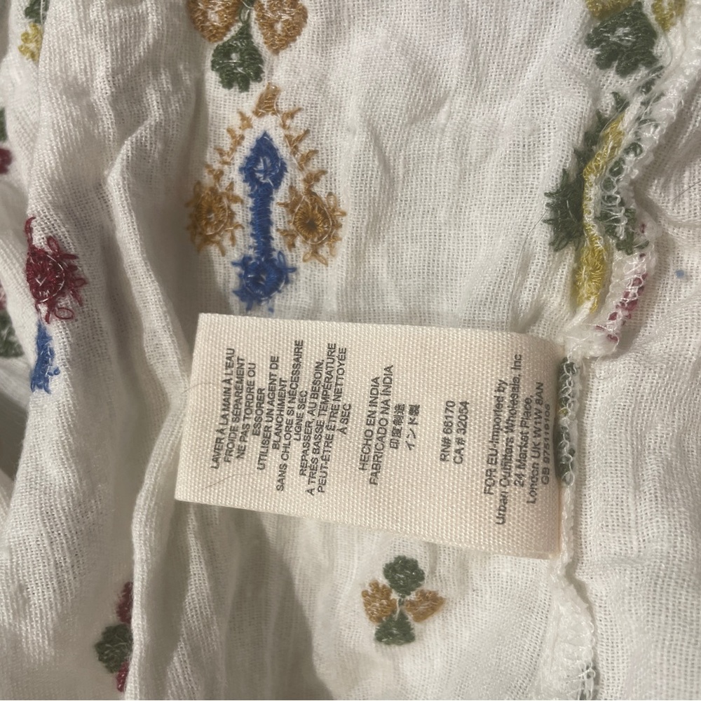 Embroidered Boho Blouse - Picture 5 of 5